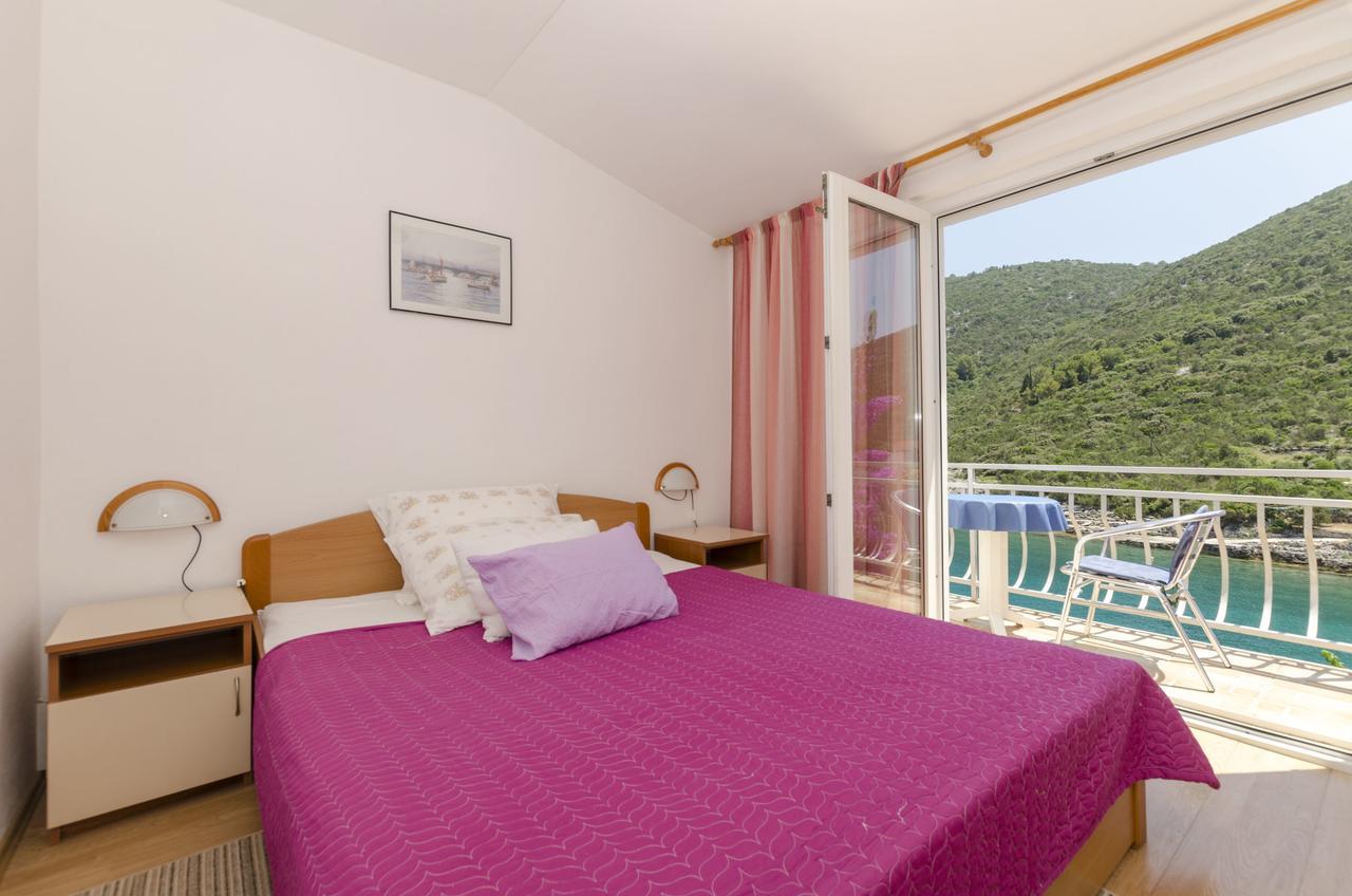 Apartments Dinko Gdinj Экстерьер фото