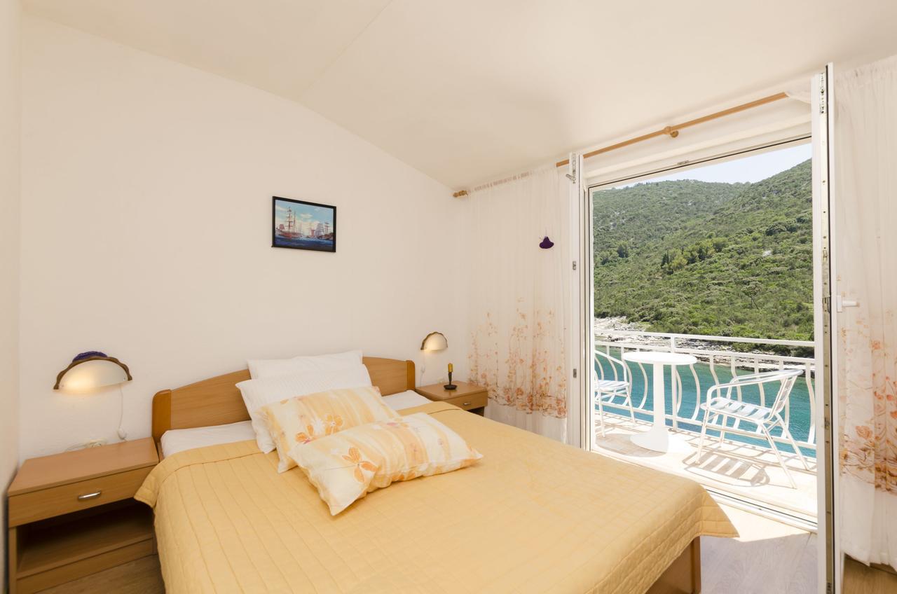 Apartments Dinko Gdinj Экстерьер фото